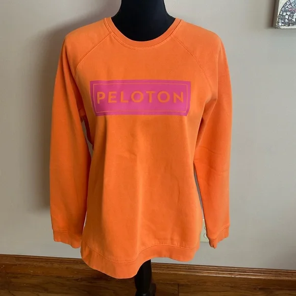 Set of 3 Peloton Sweatshirts. - Picture 5 of 10